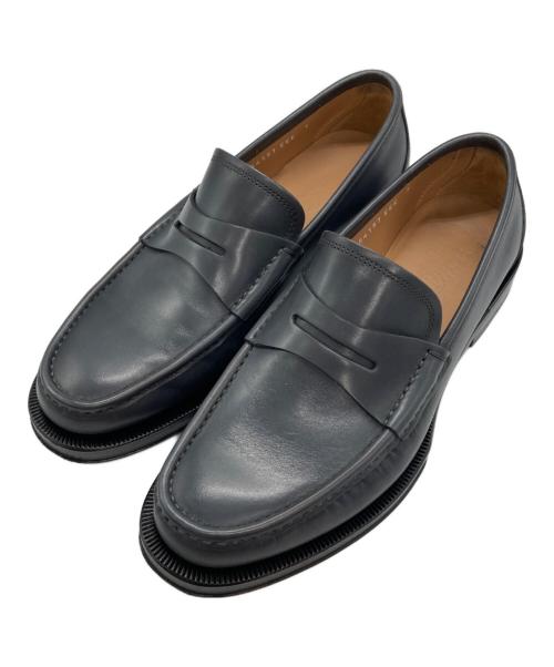 Salvatore Ferragamo（サルヴァトーレ フェラガモ）Salvatore Ferragamo (サルヴァトーレ フェラガモ) コインローファー グレー サイズ:7の古着・服飾アイテム