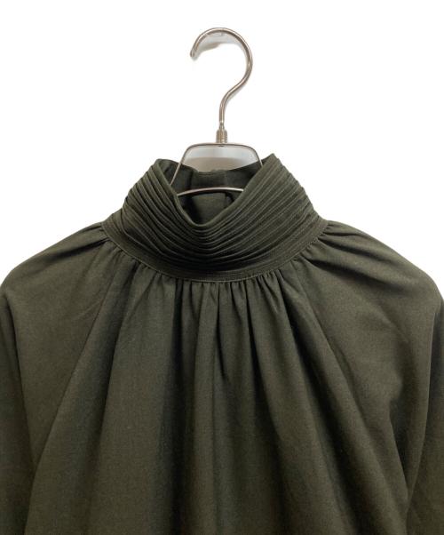 Horme（ホルメ）Horme (ホルメ) ハイネックワンピース カーキ サイズ:ーの古着・服飾アイテム