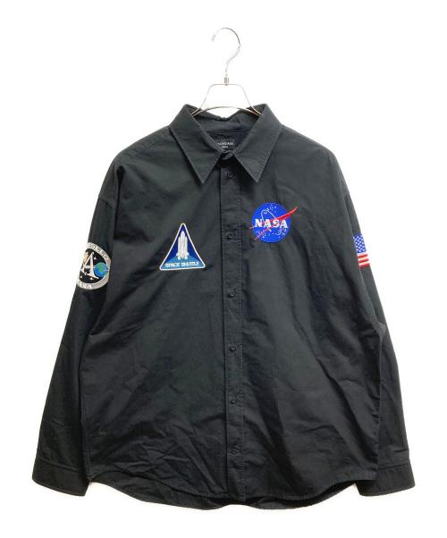 BALENCIAGA（バレンシアガ）BALENCIAGA (バレンシアガ) 21AW NASA Over Shirt ブラック サイズ:38の古着・服飾アイテム