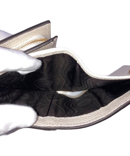 GUCCI（グッチ）GUCCI (グッチ) GGマーモント2つ折り財布 アイボリーの古着・服飾アイテム