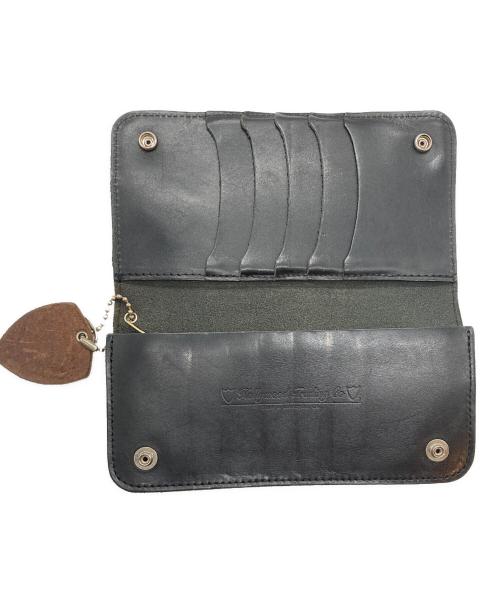 Hollywood Trading Company（ハリウッドトレーディングカンパニー）Hollywood Trading Company (ハリウッドトレーディングカンパニー) スタッズ レザー 長財布 ウォレット ブラックの古着・服飾アイテム