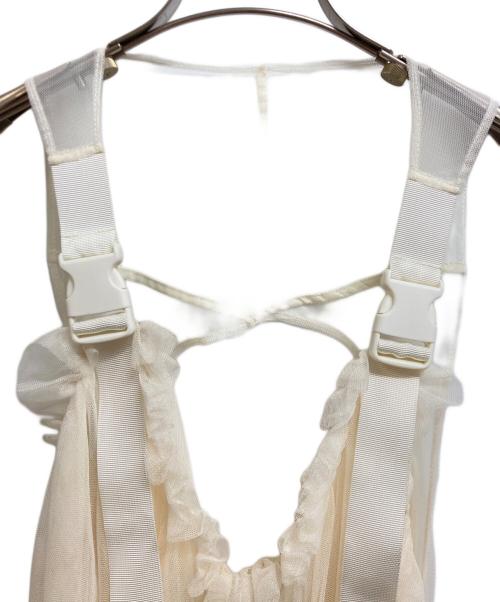 J1U by LA BELLE ETUDE（ジユウバイラベルエチュード）J1U by LA BELLE ETUDE (ジユウバイラベルエチュード) バックルデザインチュールジレ ホワイト サイズ:Freeの古着・服飾アイテム