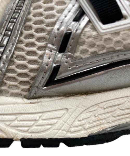 NEW BALANCE（ニューバランス）NEW BALANCE (ニューバランス) ローカットスニーカー ホワイト×グレー サイズ:UK9.5の古着・服飾アイテム