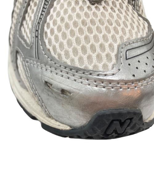 NEW BALANCE（ニューバランス）NEW BALANCE (ニューバランス) ローカットスニーカー ホワイト×グレー サイズ:UK9.5の古着・服飾アイテム