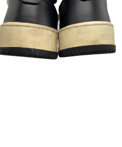 AUTRY（オートリ―）AUTRY (オートリ―) MEDALIST ローカット スニーカー ホワイト サイズ:42の古着・服飾アイテム