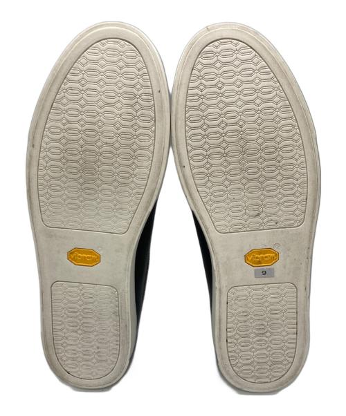 TOSS（トス）TOSS (トス) ローカットスニーカー ブラック サイズ:9の古着・服飾アイテム