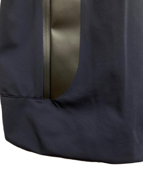 VESTRUM（ヴェストラム）VESTRUM (ヴェストラム) SIBARI SOFTSHELL ネイビー サイズ:M 未使用品の古着・服飾アイテム