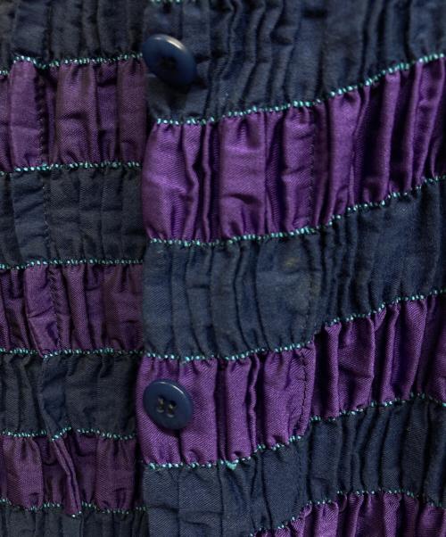 ISSEY MIYAKE（イッセイミヤケ）ISSEY MIYAKE (イッセイミヤケ) ボーダーギャザーシャツ パープル サイズ:2の古着・服飾アイテム