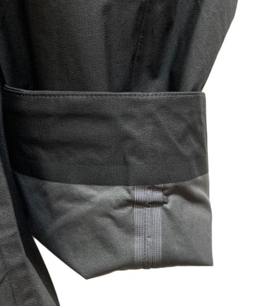 DESCENTE ALLTERRAIN（デザイント オルテライン）DESCENTE ALLTERRAIN (デザイント オルテライン) 【81】ライトオーバーシェルジャケット ブラック サイズ:M 未使用品の古着・服飾アイテム