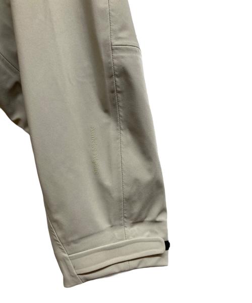 Amiche Alpine（アミーチェアルパイン）Amiche Alpine (アミーチェアルパイン) Bubble Hardshell Jacket ベージュ サイズ:XS 未使用品の古着・服飾アイテム