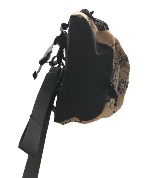 SUPREME（シュプリーム）SUPREME (シュプリーム) THE NORTH FACE (ザ ノース フェイス) 12SS Hot Shot Backpack ベージュの古着・服飾アイテム