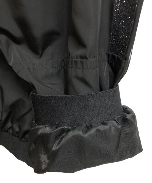 EA7（イーエーセブン）EA7 (イーエーセブン) ロゴプレートナイロンジャケット ブラック サイズ:Sの古着・服飾アイテム