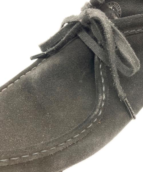 CLARKS（クラークス）CLARKS (クラークス) Wallabee Boot Black Suede ブラック サイズ:38の古着・服飾アイテム
