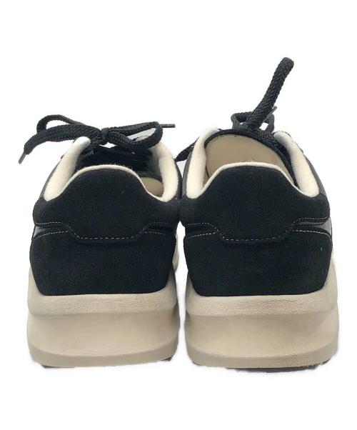 Sangacio（サンガッチョ）Sangacio (サンガッチョ) にゅBLOW『BRANDALISED』バンクシーグラフィティフォト ブラック サイズ:28.5の古着・服飾アイテム