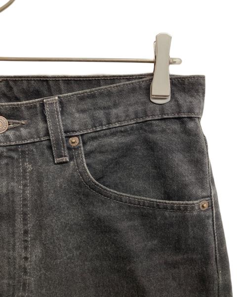 LEVI'S（リーバイス）LEVI'S (リーバイス) 後染め550ブラックデニム ブラック サイズ:33×34の古着・服飾アイテム