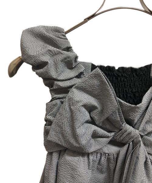 FRAY ID（フレイ アイディー）FRAY ID (フレイ アイディー) リボンディテールトップス ブラックの古着・服飾アイテム