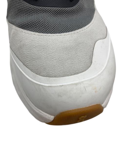 on（オン）on (オン) LOEWE (ロエベ) Running Cloudtilt 2/クラウドティルト2.0 