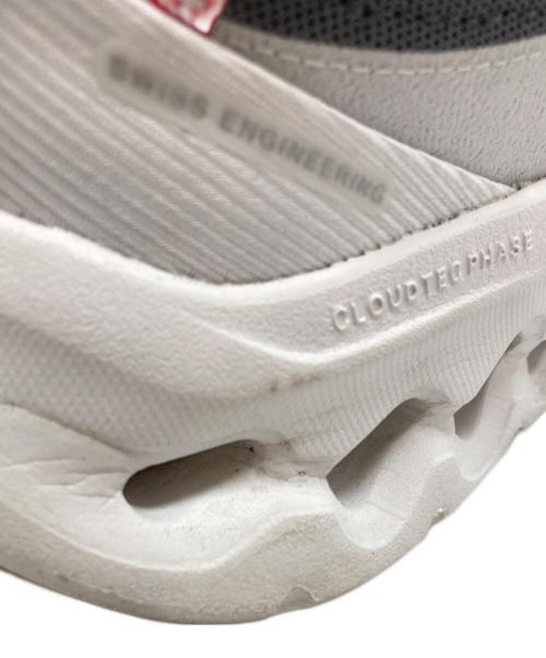 on（オン）on (オン) LOEWE (ロエベ) Running Cloudtilt 2/クラウドティルト2.0 