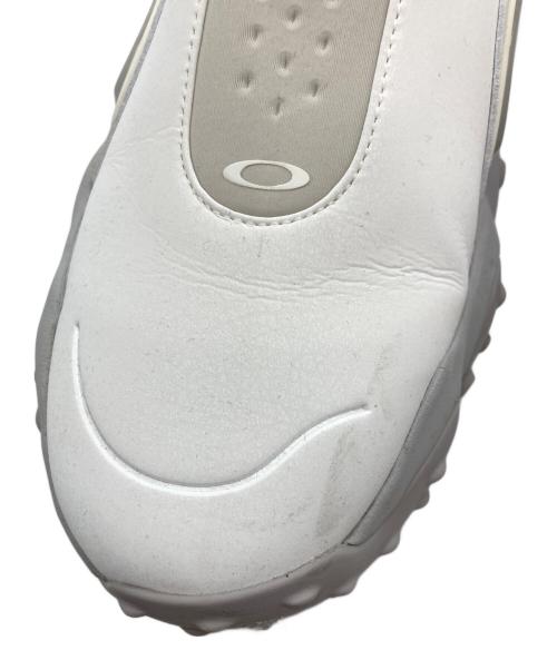 OAKLEY（オークリー）OAKLEY (オークリー) Edge Icon ローカットスニーカー ホワイト サイズ:UK6の古着・服飾アイテム