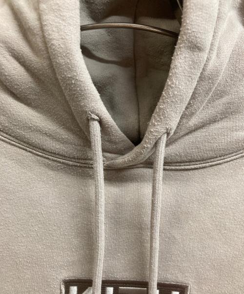 KITH（キス）KITH (キス) Loyality Box Logo Williams III Hoodie ベージュ サイズ:Lの古着・服飾アイテム