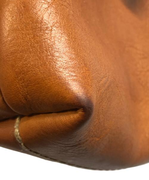 Herz（ヘルツ）Herz (ヘルツ) 口枠レザーベルトポーチの古着・服飾アイテム