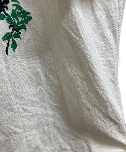 SUPREME（シュプリーム）Supreme (シュプリーム) 23SS Needlepoint S/S Shirt ホワイト サイズ:XLの古着・服飾アイテム