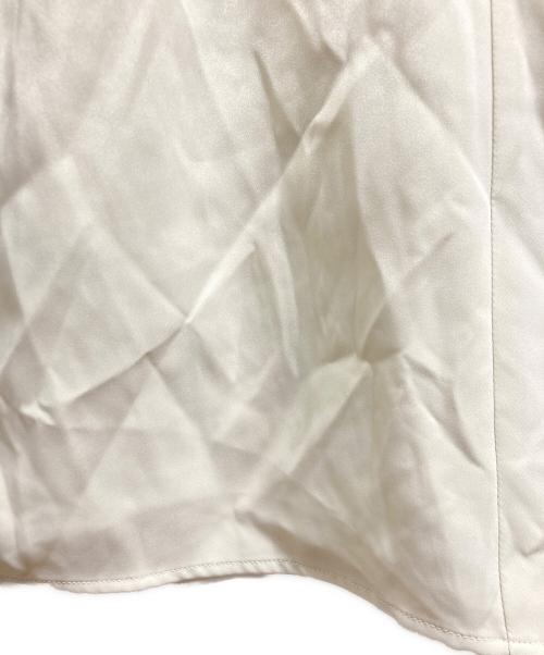 anuans（アニュアンス）anuans (アニュアンス) レイヤードアシメフレアキャミワンピース ベージュ サイズ:Freeの古着・服飾アイテム