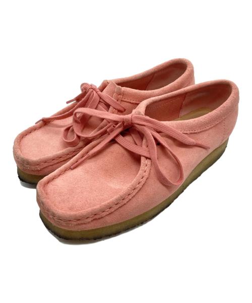 CLARKS（クラークス）CLARKS (クラークス) ワラビー シューズ ピンク サイズ:US6.5の古着・服飾アイテム