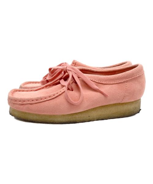 CLARKS（クラークス）CLARKS (クラークス) ワラビー シューズ ピンク サイズ:US6.5の古着・服飾アイテム