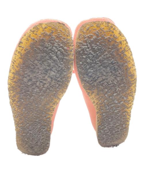 CLARKS（クラークス）CLARKS (クラークス) ワラビー シューズ ピンク サイズ:US6.5の古着・服飾アイテム