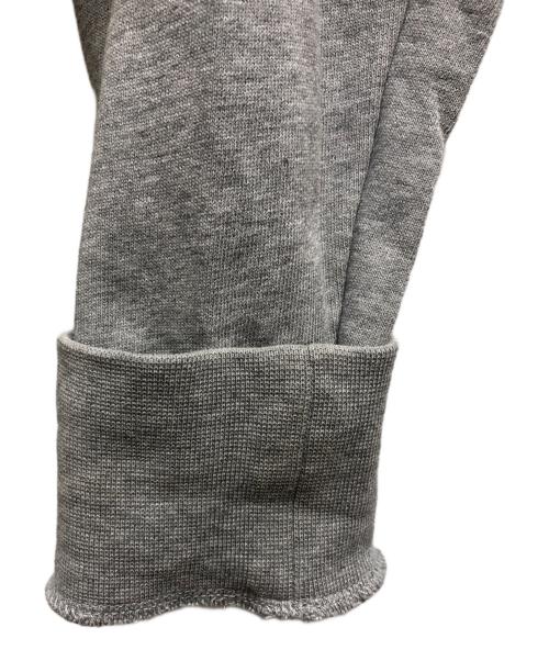Maison Margiela（メゾンマルジェラ）Maison Margiela (メゾンマルジェラ) エルボーパッチ プルオーバースウェット グレー サイズ:44の古着・服飾アイテム