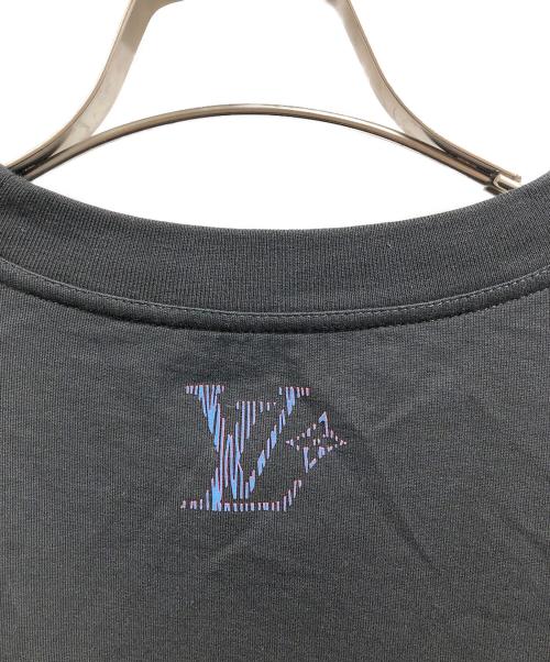 LOUIS VUITTON（ルイ ヴィトン）LOUIS VUITTON (ルイ ヴィトン) イリデセント LV バーズ Tシャツ ブラック サイズ:Mの古着・服飾アイテム