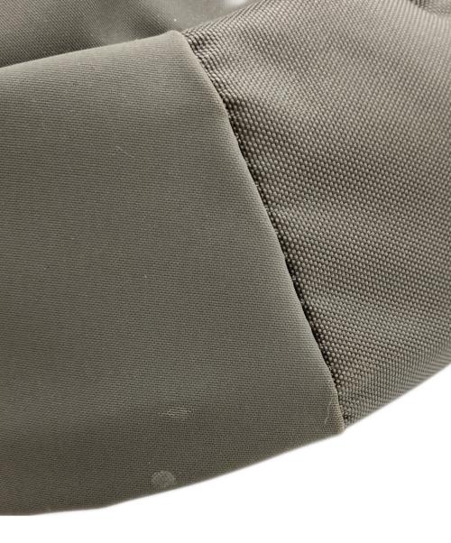 ARC'TERYX（アークテリクス）ARC'TERYX (アークテリクス) BEAMS (ビームス) 別注ショルダーバッグ グレーの古着・服飾アイテム