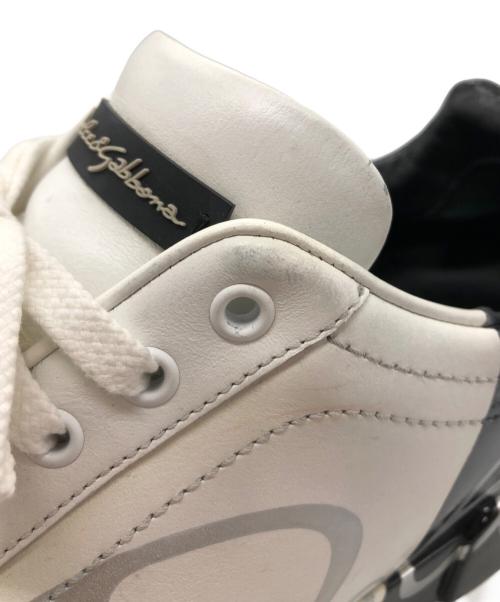 DOLCE & GABBANA（ドルチェ＆ガッバーナ）DOLCE & GABBANA (ドルチェ＆ガッバーナ) PORTOFINO ローカットスニーカー ホワイト×ブラック サイズ:8の古着・服飾アイテム