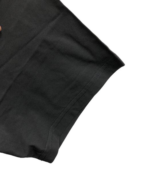 MONCLER（モンクレール）MONCLER (モンクレール) FRAGMENT DESIGN (フラグメントデザイン) ロゴプリントTシャツ ブラック サイズ:Lの古着・服飾アイテム