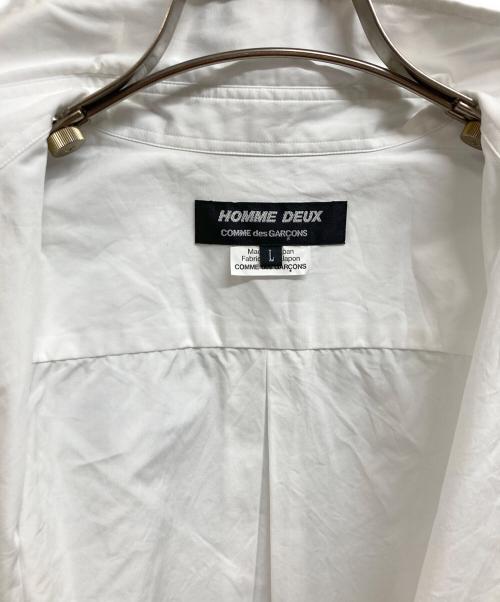 HOMME DEUX COMME des GARCONS（オムドゥ コム デ ギャルソン）HOMME DEUX COMME des GARCONS (オムドゥ コム デ ギャルソン) レギュラーカラーシャツ ホワイト サイズ:L 未使用品の古着・服飾アイテム