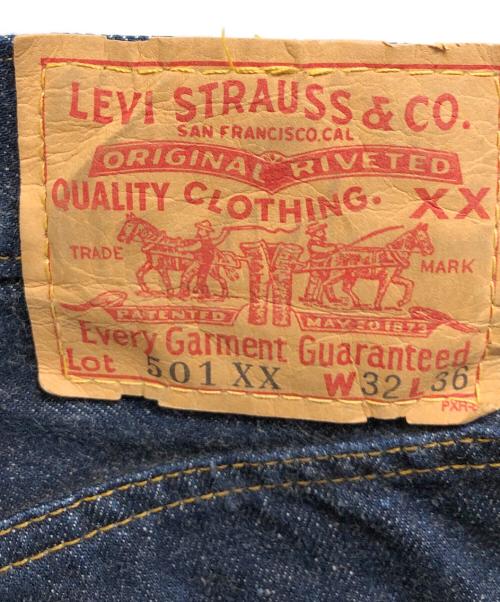 LEVI'S（リーバイス）LEVI'S (リーバイス) 90s501XX復刻デニムパンツ インディゴ サイズ:W32 L36の古着・服飾アイテム