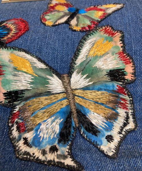 VALENTINO GARAVANI（ヴァレンティノ・ガラヴァーニ）VALENTINO GARAVANI (ヴァレンティノ・ガラヴァーニ) ロックスタッズバックハンドバッグ ネイビーの古着・服飾アイテム