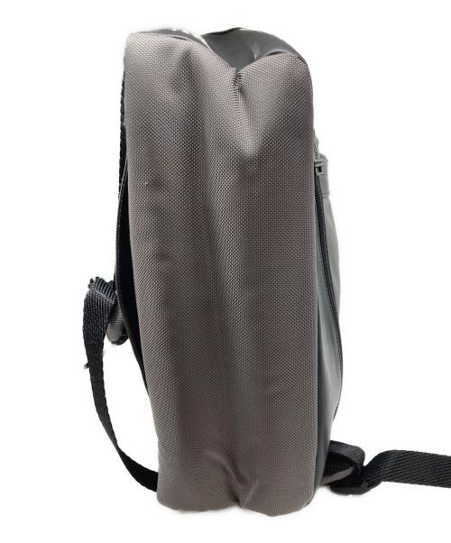 TUMI（トゥミ）TUMI (トゥミ) バックパック グレーの古着・服飾アイテム