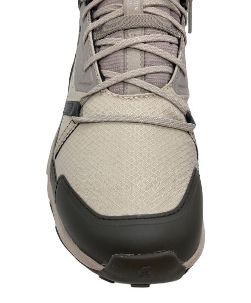 on（オン）on (オン) クラウドホライズン ウォータープルーフ  ハイキングシューズ グレー サイズ:UK8.5の古着・服飾アイテム