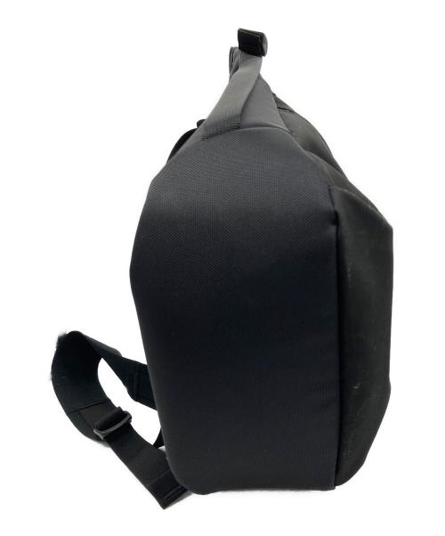 ARC'TERYX（アークテリクス）ARC'TERYX (アークテリクス) ARRO 8 SHOULDER BAG ブラックの古着・服飾アイテム