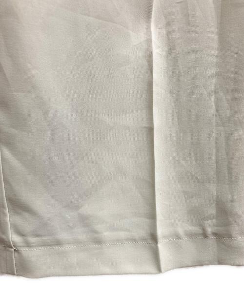 anuans（アニュアンス）anuans (アニュアンス) ツータックワイドパンツ ベージュ サイズ:Sの古着・服飾アイテム