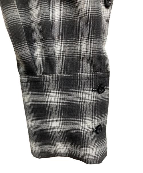 anuans（アニュアンス）anuans (アニュアンス) マルチウェイオーバーシャツ グレー サイズ:FREEの古着・服飾アイテム