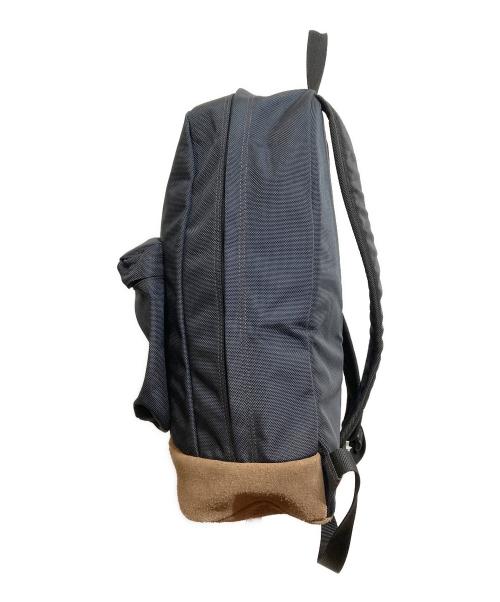 LOST CONTROL（ロストコントロール）LOST CONTROL (ロストコントロール) Nylon Day Pack ネイビーの古着・服飾アイテム