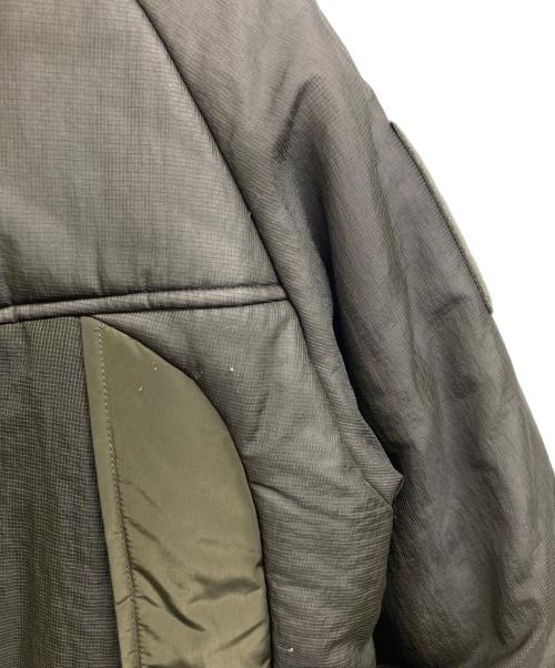 WHITE MOUNTAINEERING（ホワイトマウンテ二アニング）WHITE MOUNTAINEERING (ホワイトマウンテ二アニング) WILD THINGS (ワイルドシングス) モンスターパーカー カーキ サイズ:Lの古着・服飾アイテム