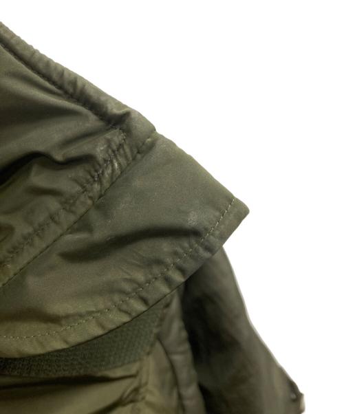 WHITE MOUNTAINEERING（ホワイトマウンテ二アニング）WHITE MOUNTAINEERING (ホワイトマウンテ二アニング) WILD THINGS (ワイルドシングス) モンスターパーカー カーキ サイズ:Lの古着・服飾アイテム