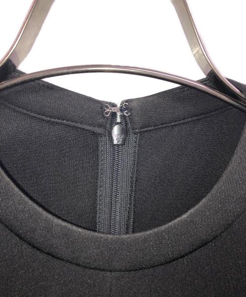 UN3D.（アンスリード）UN3D. (アンスリード) TRIANGLE TUCK OP ブラック サイズ:38の古着・服飾アイテム