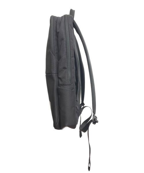 THE NORTH FACE（ザ ノース フェイス）THE NORTH FACE (ザ ノース フェイス) Shuttle DAYPACK Slim ブラックの古着・服飾アイテム
