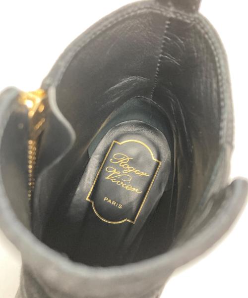 Roger Vivier（ロジェ ヴィヴィエ）Roger Vivier (ロジェ ヴィヴィエ) スウェードブーツ ブラック サイズ:36　1/2の古着・服飾アイテム
