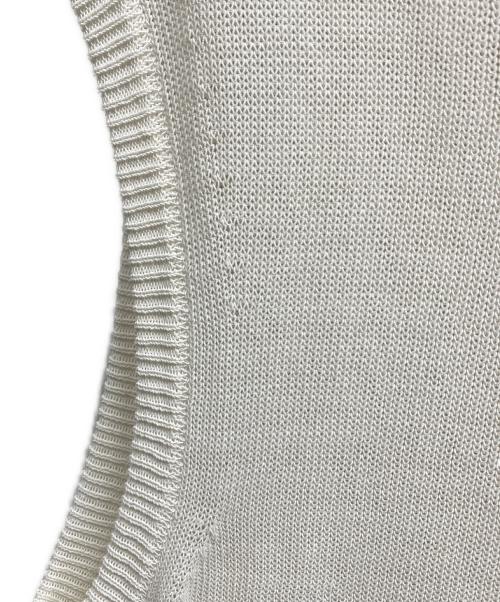 UNFIL（アンフィル）unfil (アンフィル) オーガニックコットンコイルドヤーンニットベスト ホワイト サイズ:1の古着・服飾アイテム